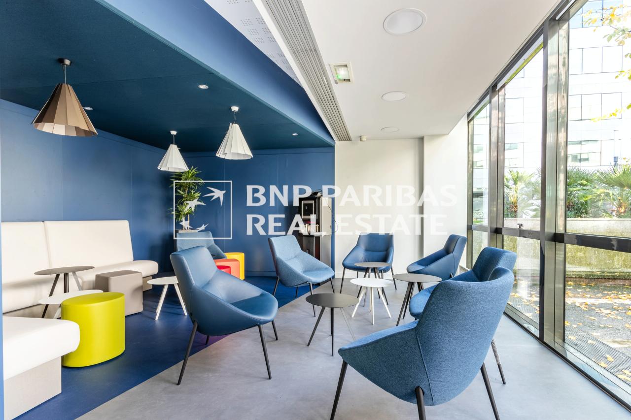 Bureau Noisy-le-Grand 1050m² Location bureau Noisy-le-Grand Seine-Saint-Denis OLBUR2106990 8